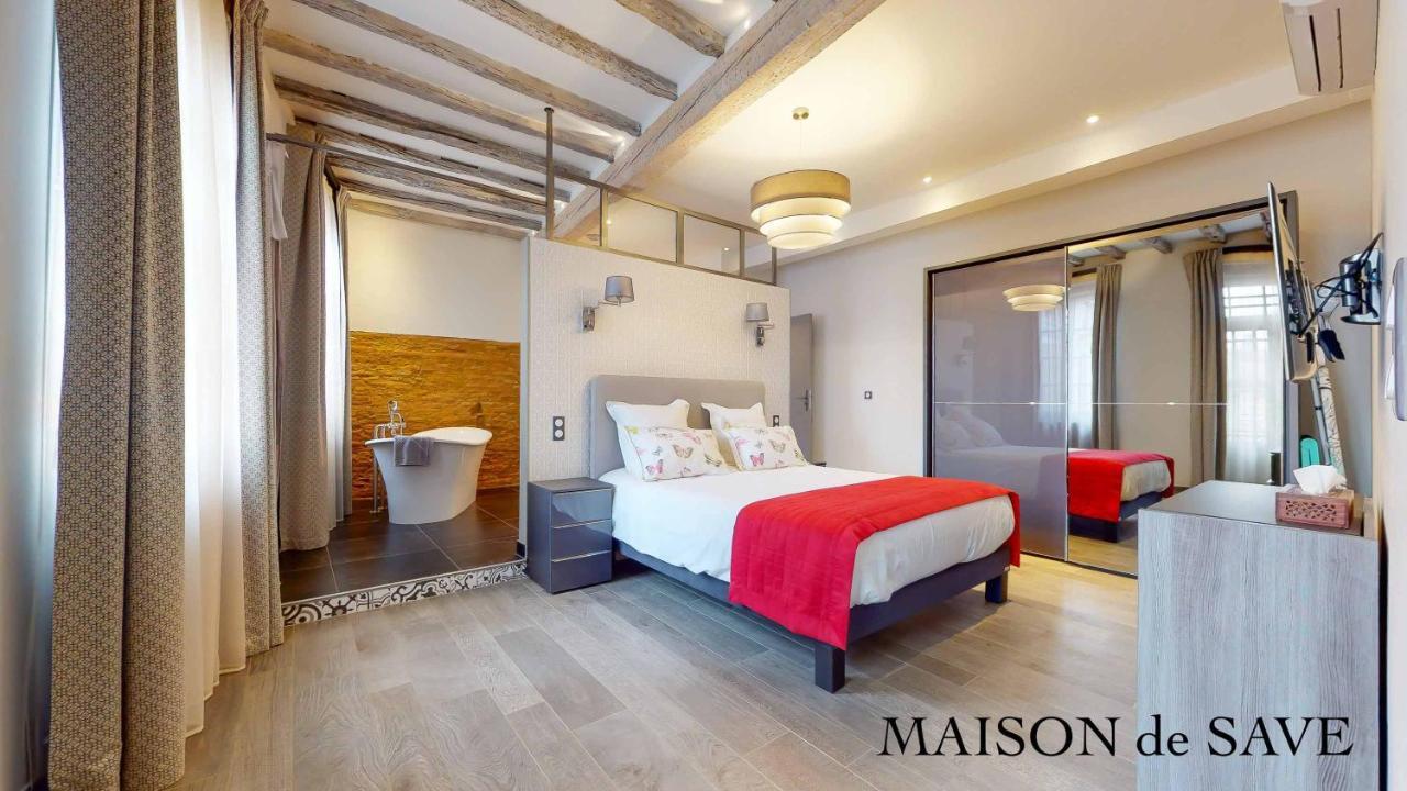 Maison De Save LʼIsle-Jourdain Екстериор снимка